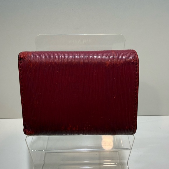 Prada Vitello Hot Pink Compact Wallet - Picture 2 of 10